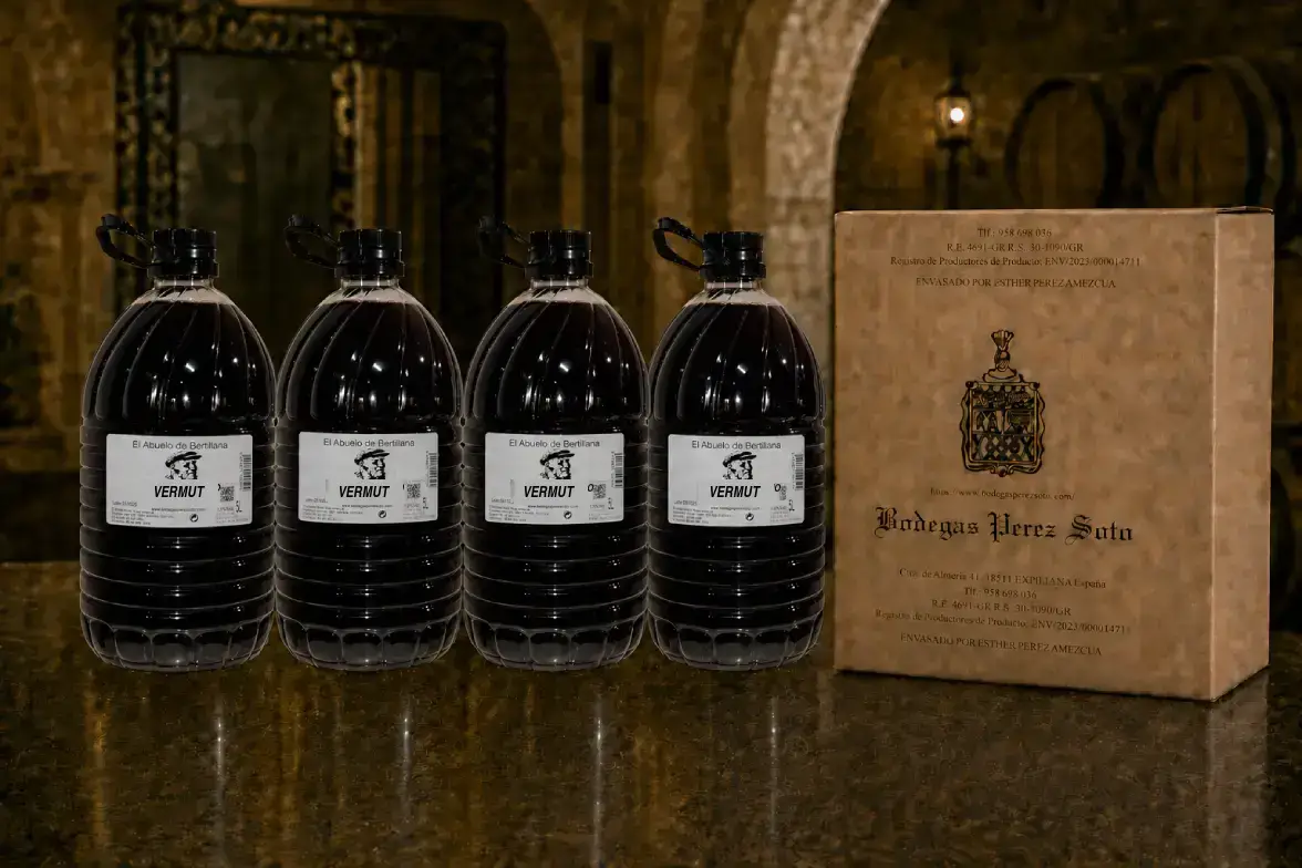Vermut Caja de 4 Garrafas 5 Litros